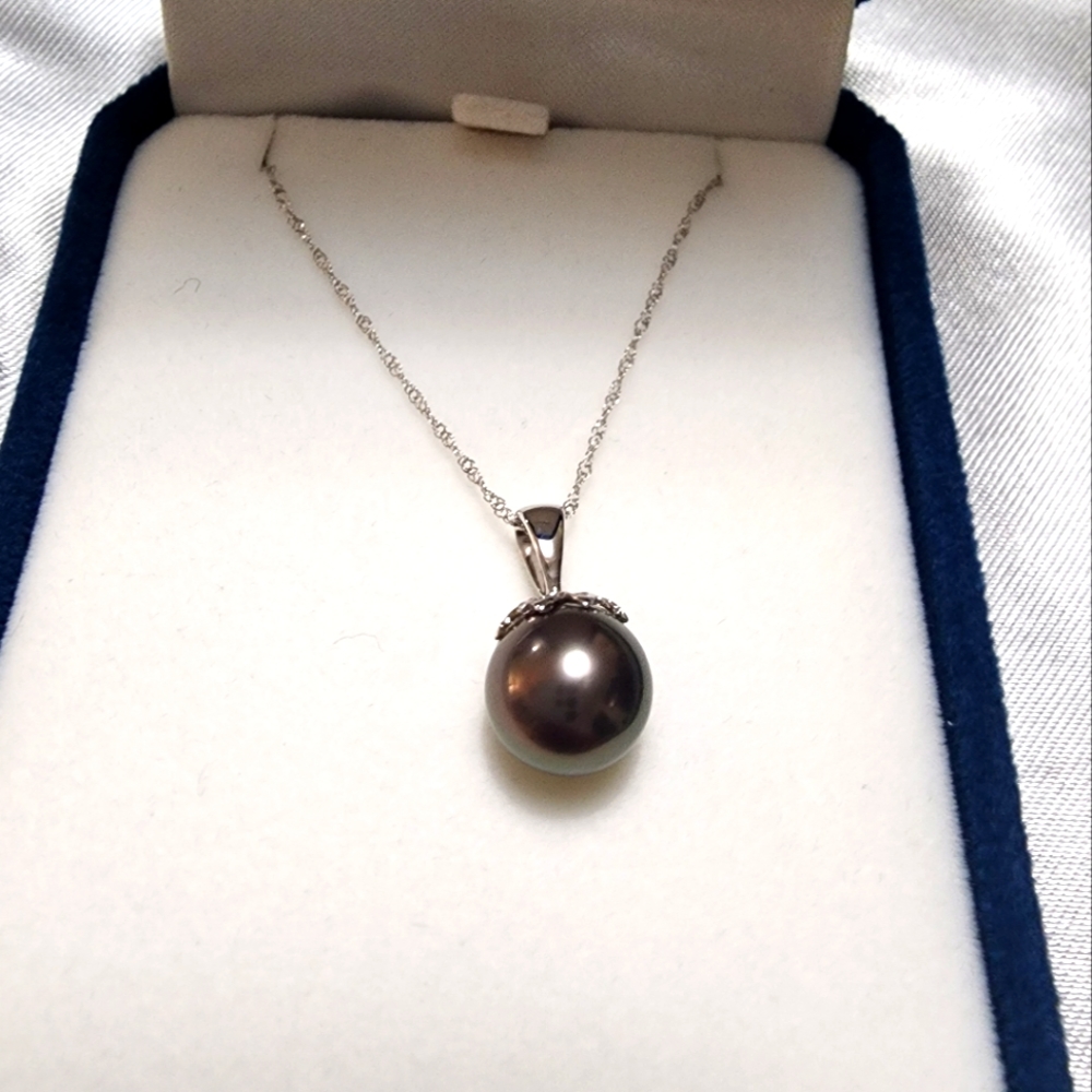 14kt White Gold Tahitian Black Pearl Pendant & Chain - Picture 1 of 6